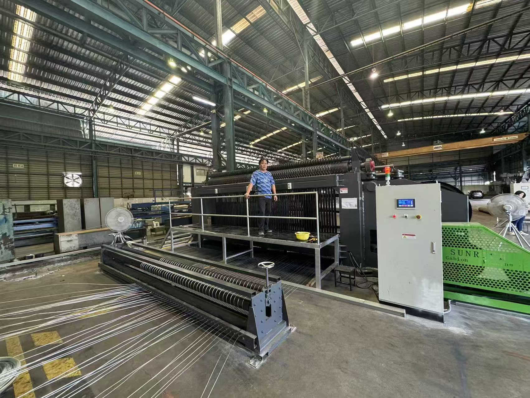 บล็อกบริษัทล่าสุดเกี่ยวกับ ความเสี่ยงดินถล่มที่เพิ่มขึ้นในภูมิภาคภูเขา? เครื่องจักรทำเขื่อนหินอัตโนมัติสนับสนุนโครงการเสริมความมั่นคงลาดเขาในอินเดีย