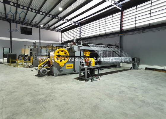 ซื้อ เครื่องกล่อง Gabion สแตนเลสเหล็กเหล็กกระปุก ความแข็งแรงในการดึงสูง กว้างสาย 2.0mm-4.0mm การผลิตออนไลน์